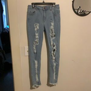Mid-rise Size 9 Jeans